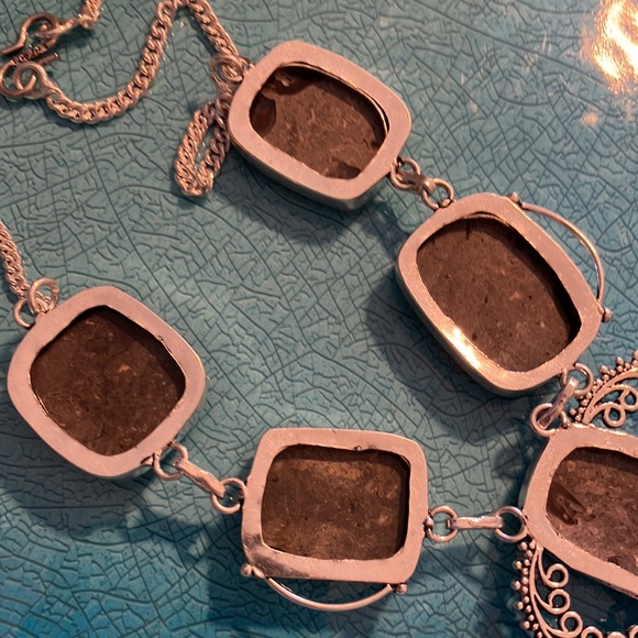 Silver and Stone Necklace - Picture 7 of 9